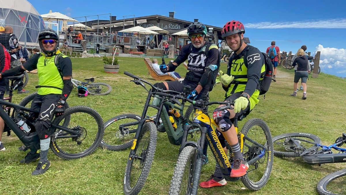 Hotel Santoni Bike tours